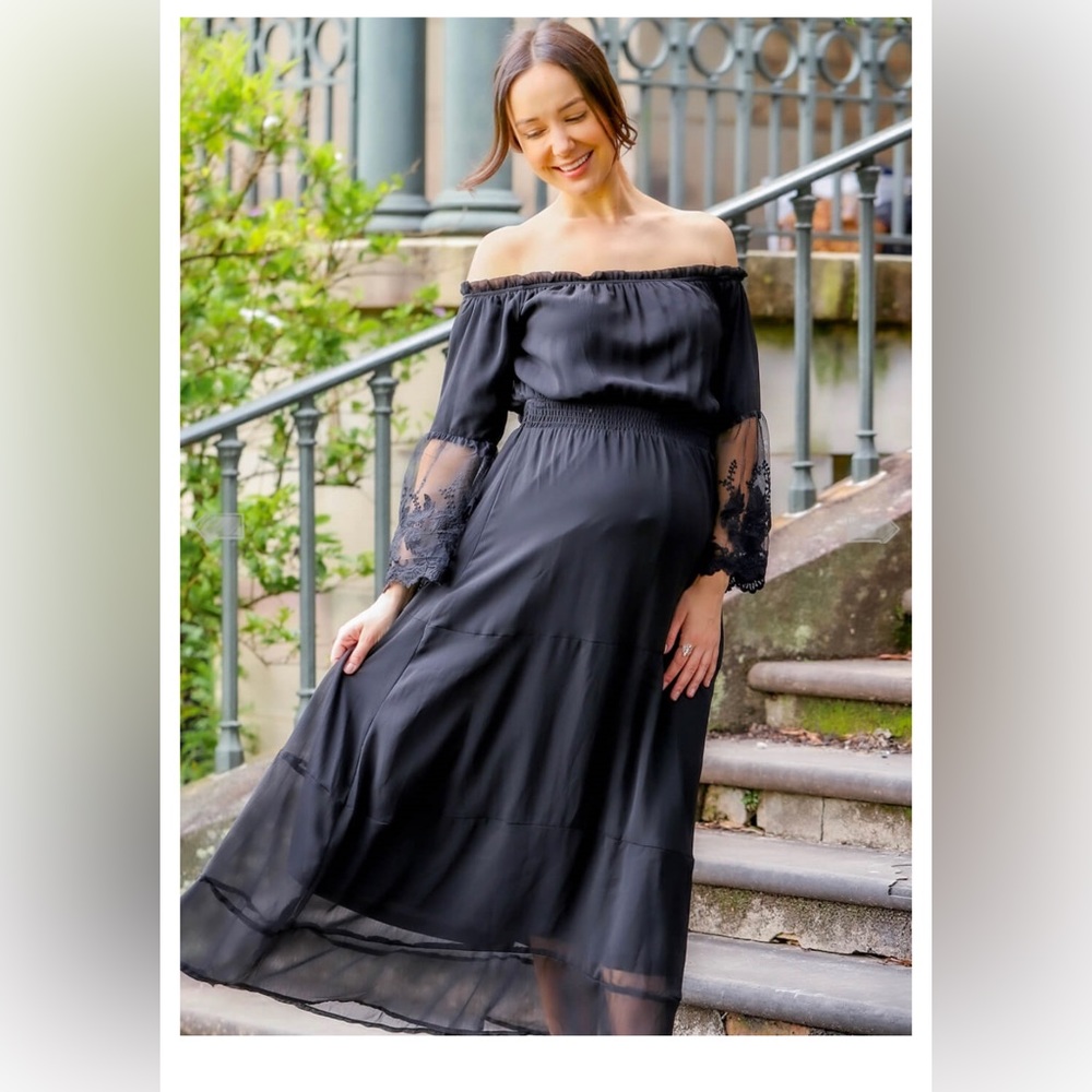 Queen B maternity Dress from Australian. Only worn once, fits true to size.